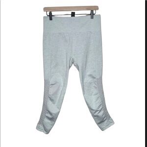 Fabletics Light Grey Seamless Vented Detail Leggings Crops